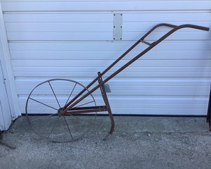 lot 73 image: Antique Garden Cultivator