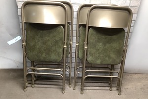 lot 100 image: Folding Chairs