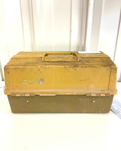 lot 152B image: Fishing Tackle Box