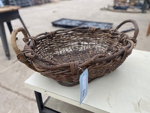 lot 105 image: Brown Wicker Basket