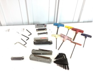 lot 118 image: Allen Wrenches