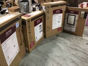 Pallet of Assorted Lot of Home Decorators Collectors mirrors Customer Returns SEE PICS 