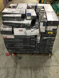 Pallet of Assorted Glacier Bay Faucets and Accessories Customer Returns SEE PICS
