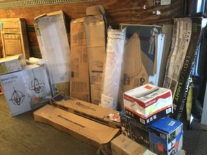 Pallet with Assorted lights original customers returns
