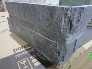 LEDGERSTONE NATURAL STONE TILE