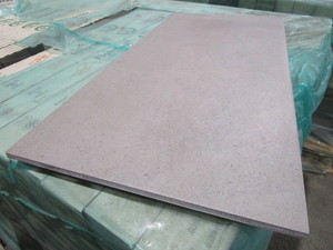 ITALIAN CERAMIC FLOOR TILE