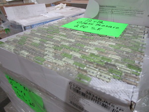 GLASS MOSAIC TILE