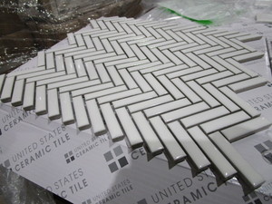 WHITE GLAZED CERAMIC BACKSPLASH  WALL TILE