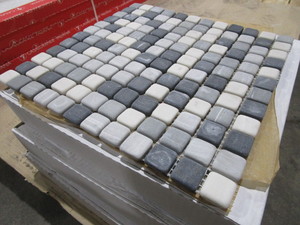 ITALIAN STONE PEBBLE MESH MOUNTED MOSAIC TILE