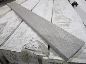 CERAMIC BULLNOSE FLOOR TRIM
