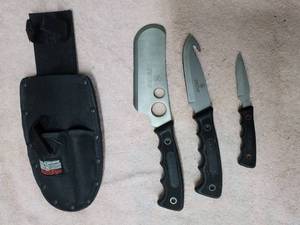Smith & Wesson ( Discontinued Bullseye) Hunting Knives