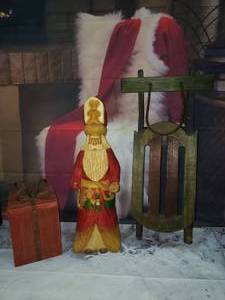 Wooden Santa, Sled & Gift Box