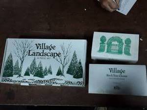lot 68 image: Dept. 56 Heritage Village Collection