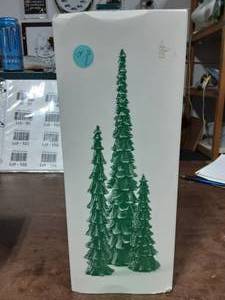 lot 98 image: Heritage Village Collection