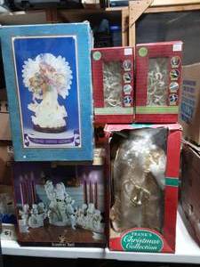 lot 110 image: Fiber Optic Angel, Candle Holder Set, Santa Clause Figure In Box, Light Clips For Outside Light Installation