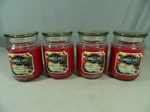 4 New Apple Cinnamon Crisp Candles