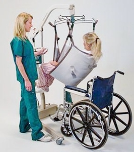 lot 1 image: WOW MSRP $5000 MCKESSON EZ WAY Easy Way Battery Powered Electric EZ Lift 500 lb Capacity Patient Loved One Transfer Lift With SCALE & WOW 2 WORKING BATTERIES(ONE IS NEW), CHARGER & TWO SIZES OF SLINGS - EXCELLENT WORKING CONDITION