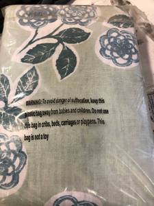 Ashby Blue FloralBlue Stripe Reversible Linen Queen Duvet Cover, 50321D-Q-BLFLBLST, NEW