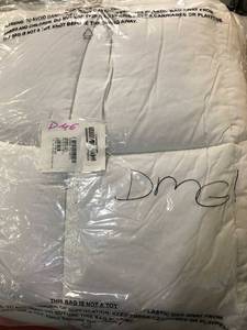 CoolMAX Mattress Pad White Size King, MB35-K-WHITE, NEW