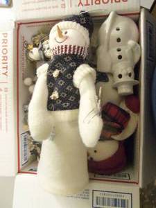 lot 29 image: 11pcs, Assorted box of snowman figu...