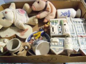 lot 60 image: Assorted Home Dcor...
