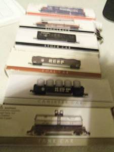 lot 66 image: 8pcs. Mini train set...