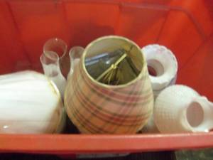 lot 71 image: Tote of Lamp shades      TOTE NO...