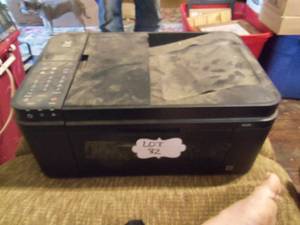 lot 82 image: Canon Printer no cords WORKS...