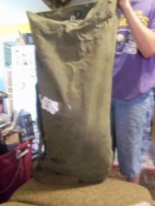 lot 99 image: 3pcs. 2 Army bags and a duck down s...