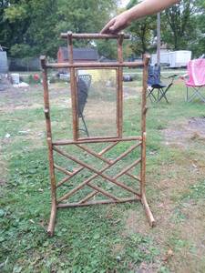 lot 199 image: Mirror Vanity...