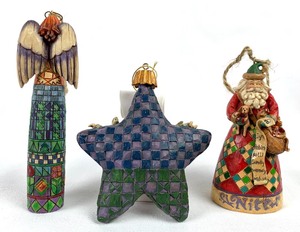 lot 49 image: Heartwood CreekJim Shore - Set of 3 Ornaments - NaughtyNice Santa, Angel wBook and Star w Nativity