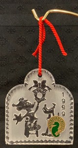 lot 56 image: Disney Collectible 1999 Disney Ornament by Waterford Crystal