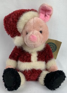 lot 76 image: Disney Collectible Santa Piglet (Stuffed Toy) and ornament from 1999 A Christmas to Remember, The Boyds Collection