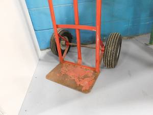 lot 6 image: Red Two Wheeler
