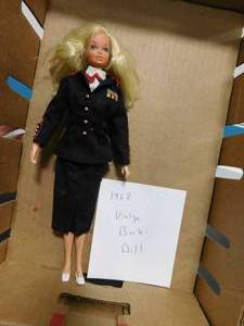 lot 18 image: 1968 Barbie Doll