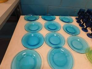 lot 29 image: Misc. Lot of  Glassware