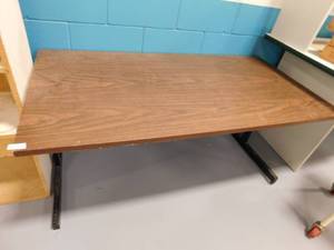 lot 36 image: Work Station - 58(w) x 30(d) x 26(h)