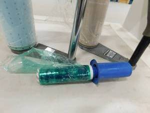 lot 46 image: Hand Held Shrink Wrappers
