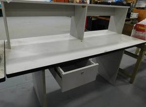 lot 65 image: Desk - 72(w) x 30(d) x 51(h) - upper piece removeable