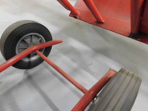 lot 92 image: Two Wheel Dolly - Needs repair