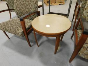 lot 130 image: 2 Chairs & Table