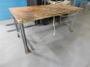 lot 178 image: Work Bench - 6(w) x 3 x 33(h)