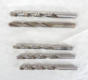 Lot of 5 Assorted 2364 Inch&nbspand 2764 Inch Drill Bits