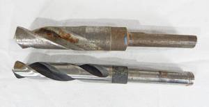 Set of 2732 Inch and 2132 Inch Reduced Shank Drill Bits