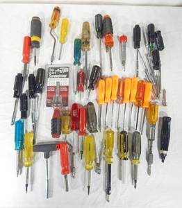 Huge Lot of Assorted Screwdrivers