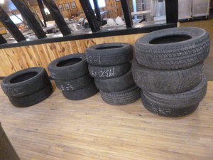 lot 46 image: Lot of Tires