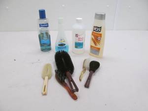 Variety of brushes