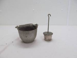 Melting pot, scale weight