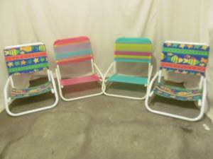 Beach folding chairs