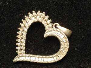 lot 20 image: Sterling Silver Diamond Heart Pendant
